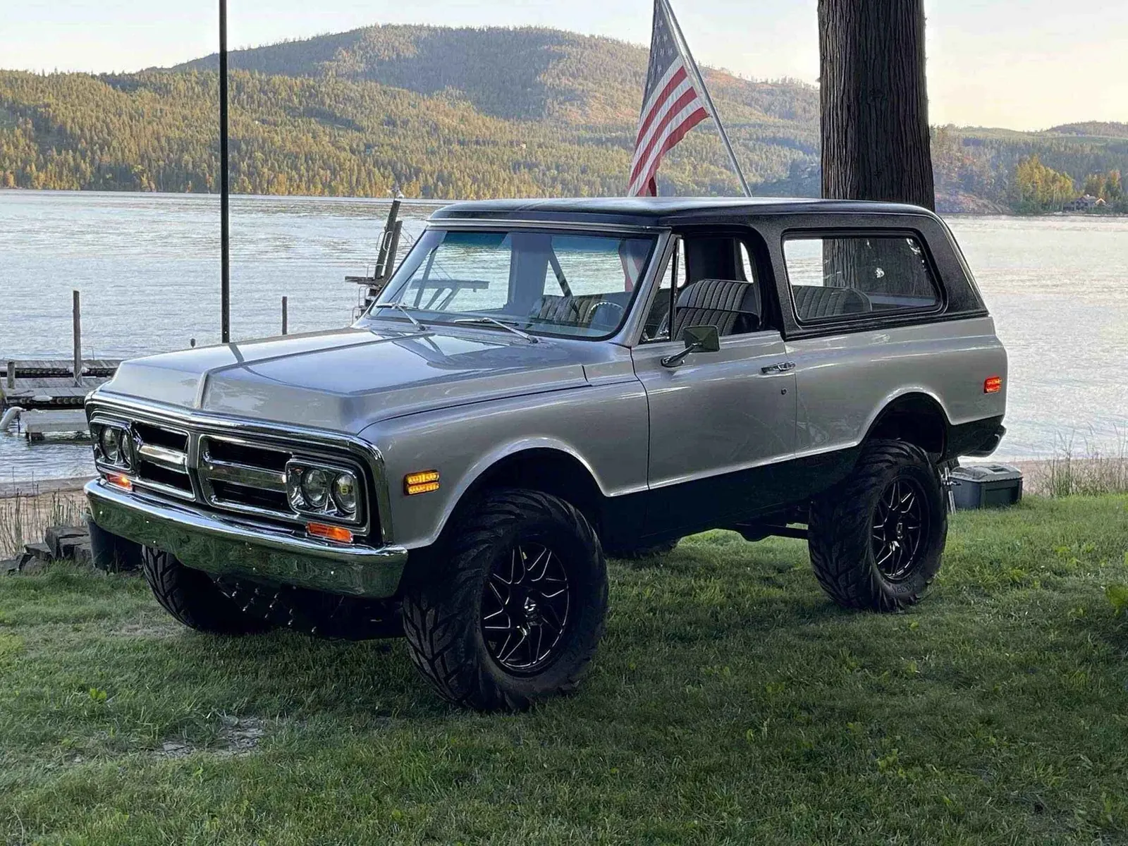 Patriot Chassis drivetrain integration showing differential, driveshaft, and brake line routing